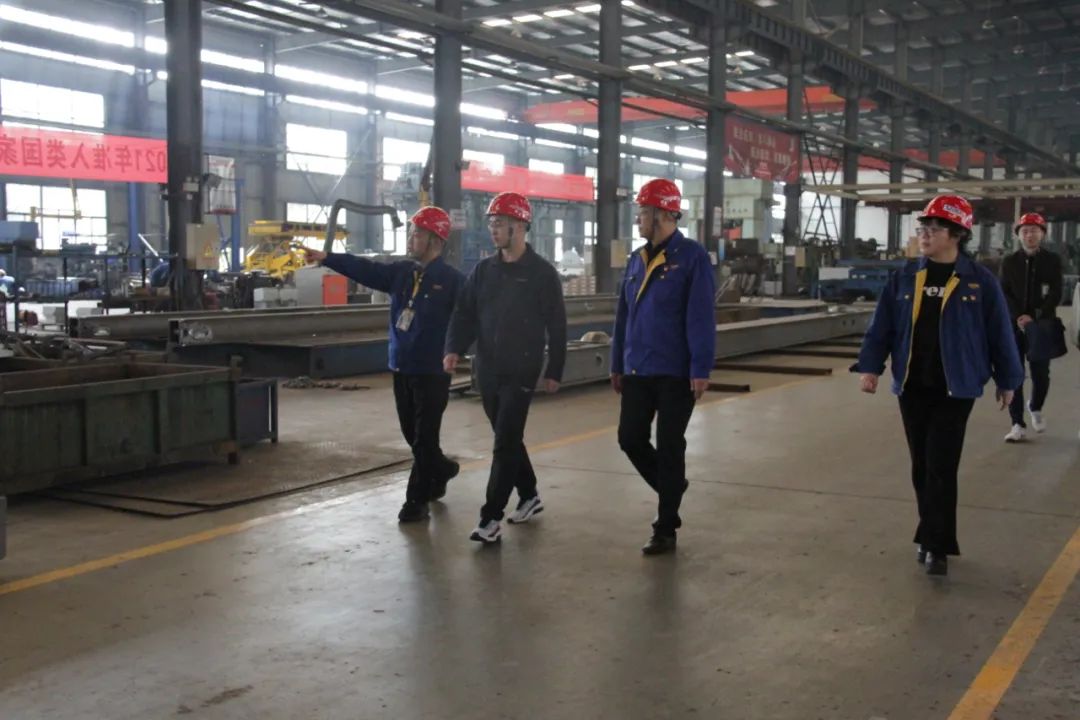 襄阳市委巡察办主任安雪尽莅临澳洲5官方网页版重工考察调研